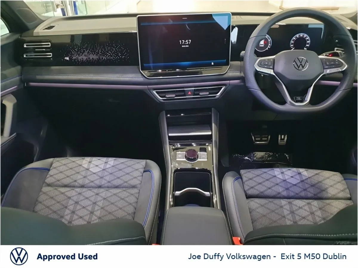 Volkswagen Tiguan RL75 1.5 PHEV DSG 204HP - Image 3