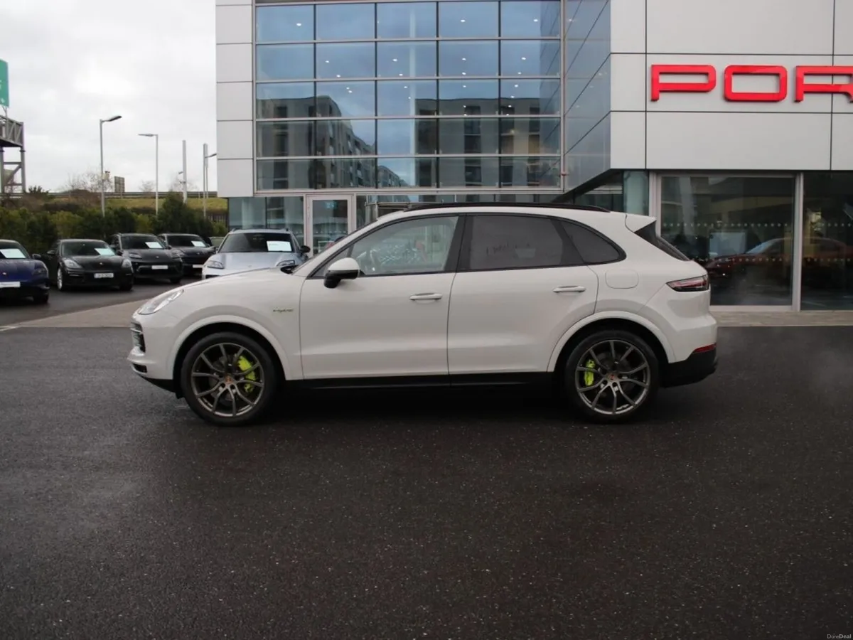 Porsche Cayenne E-Hybrid - Image 4
