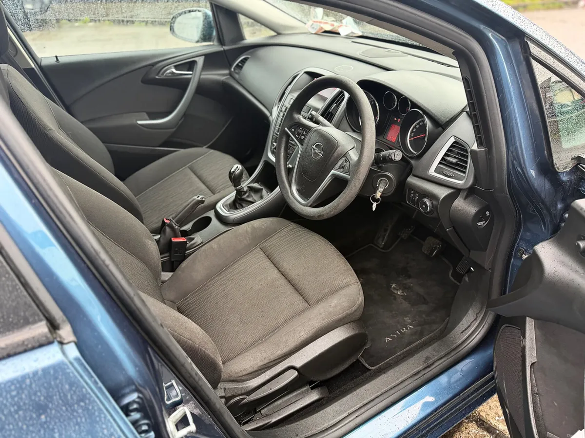 Opel Astra 2014 Taxed&Nctd 2 keys - Image 4