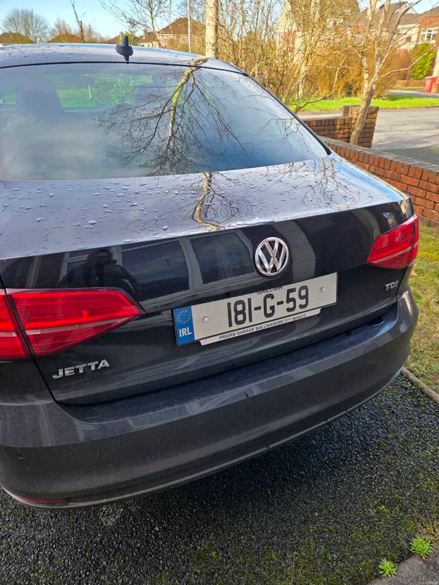 Volkswagen Jetta 2018 - Image 4