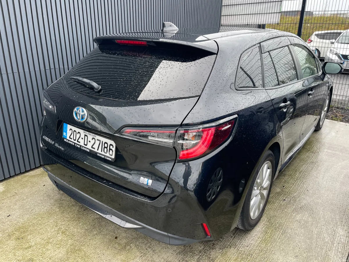 202 Toyota Corolla Hybrid 1.8 Automatic Touring - Image 2
