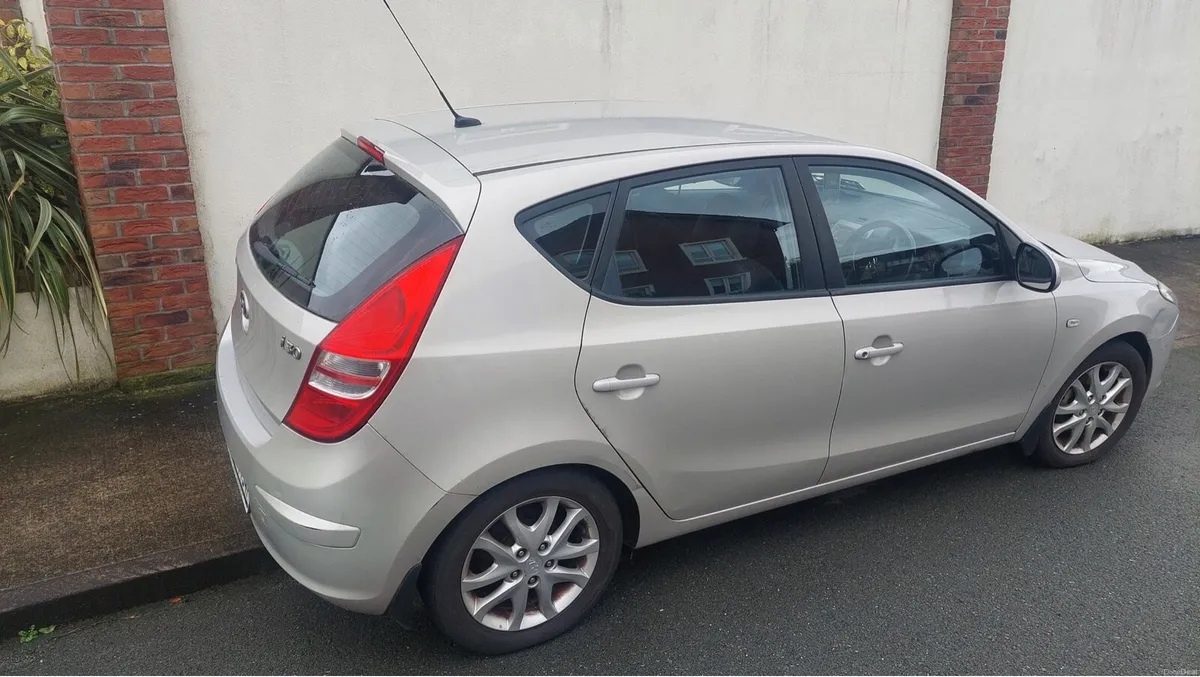 Hyundai i30 - Image 1