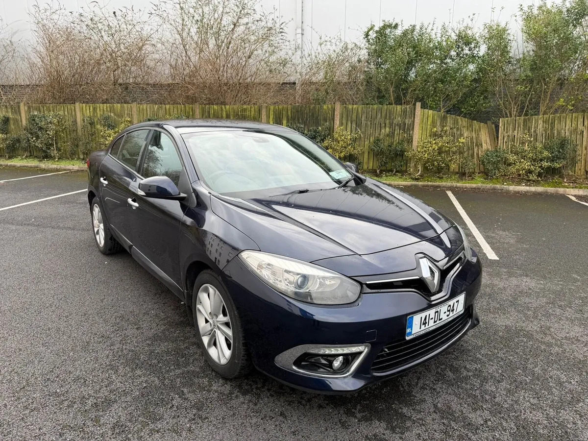 141 Renault Fluence Automatic only 47,000 kms - Image 1