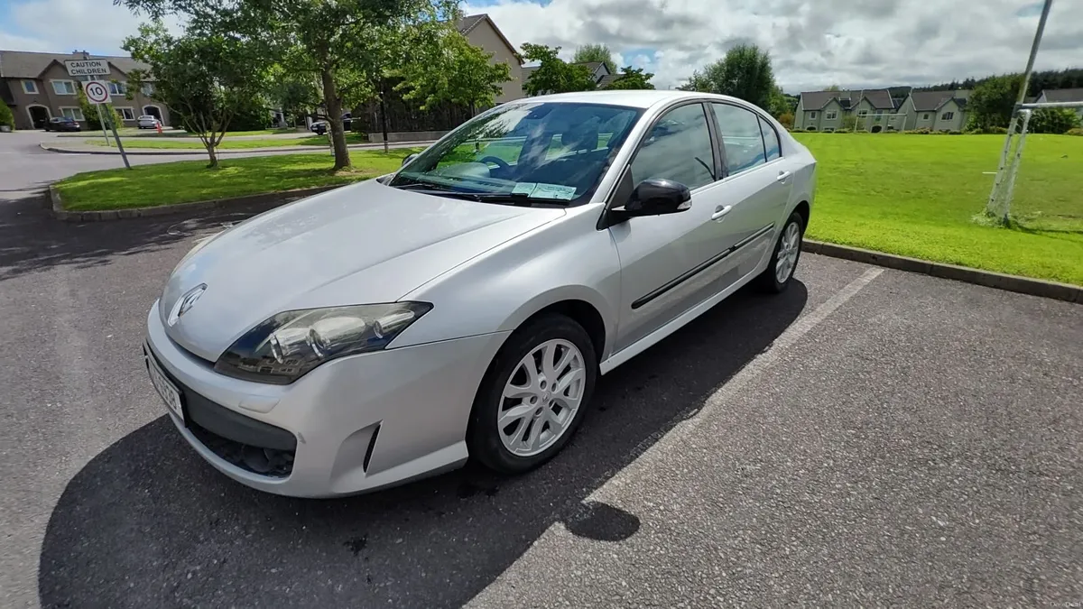 Renault Laguna 2010 - Image 4