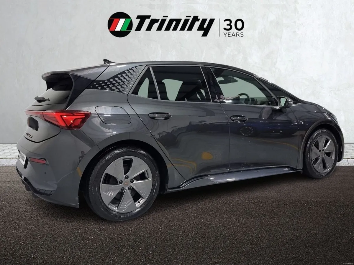 Cupra Born ** 58kWh ** 204BHP ** STUNNING EV ** TR - Image 3