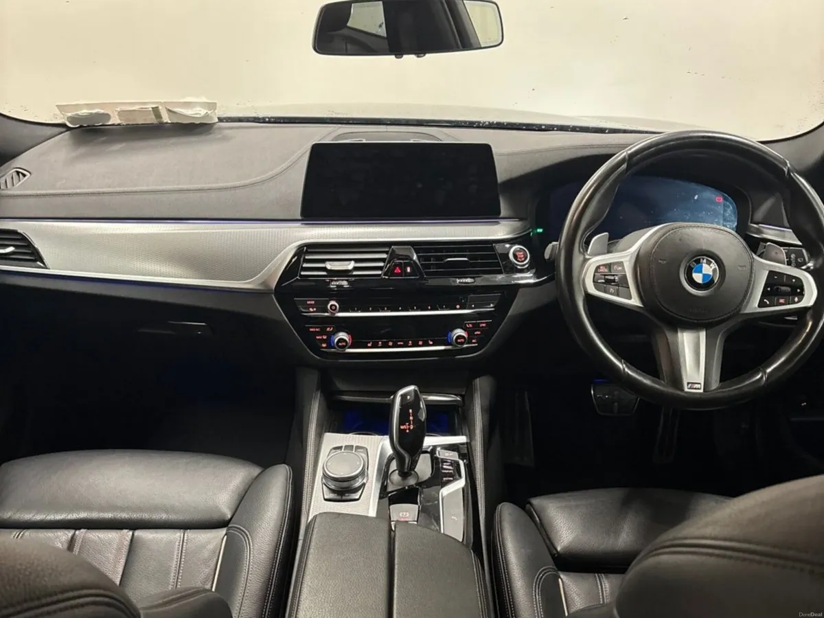 BMW 5-Series 520D M Sport Auto xDrive TOURING - Image 4