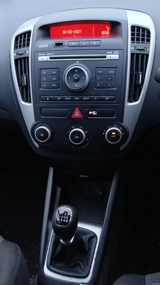 2011 kia ceed Estate 1,6 diesel nct 11/26 - Image 4