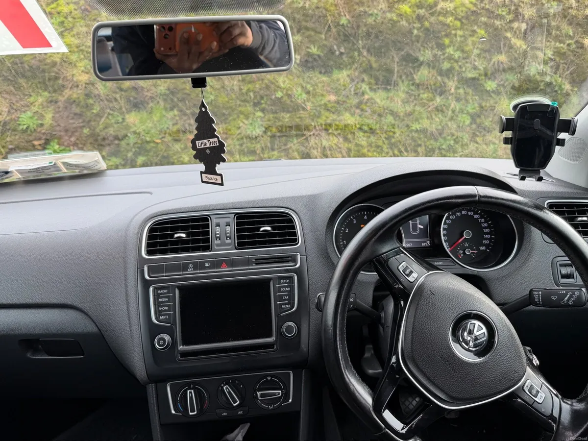 Volkswagen Polo 2015 - Image 4