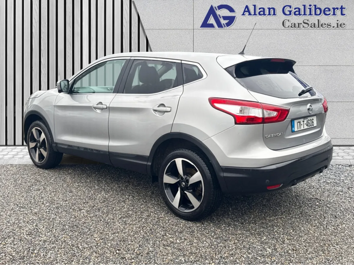 Nissan Qashqai 1.5 DCI N-CONNECTA €62 PW - Image 2