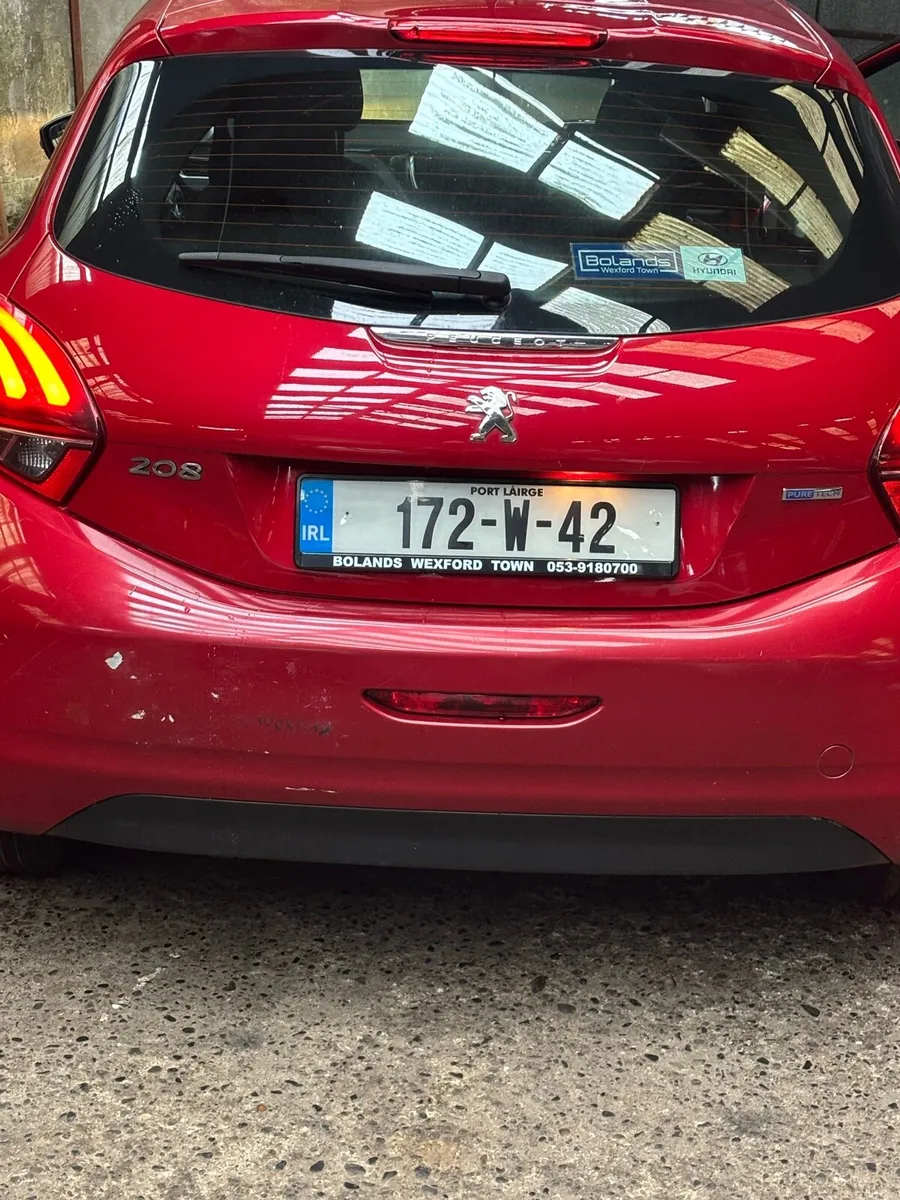 2017 Peugeot 208 - Image 4