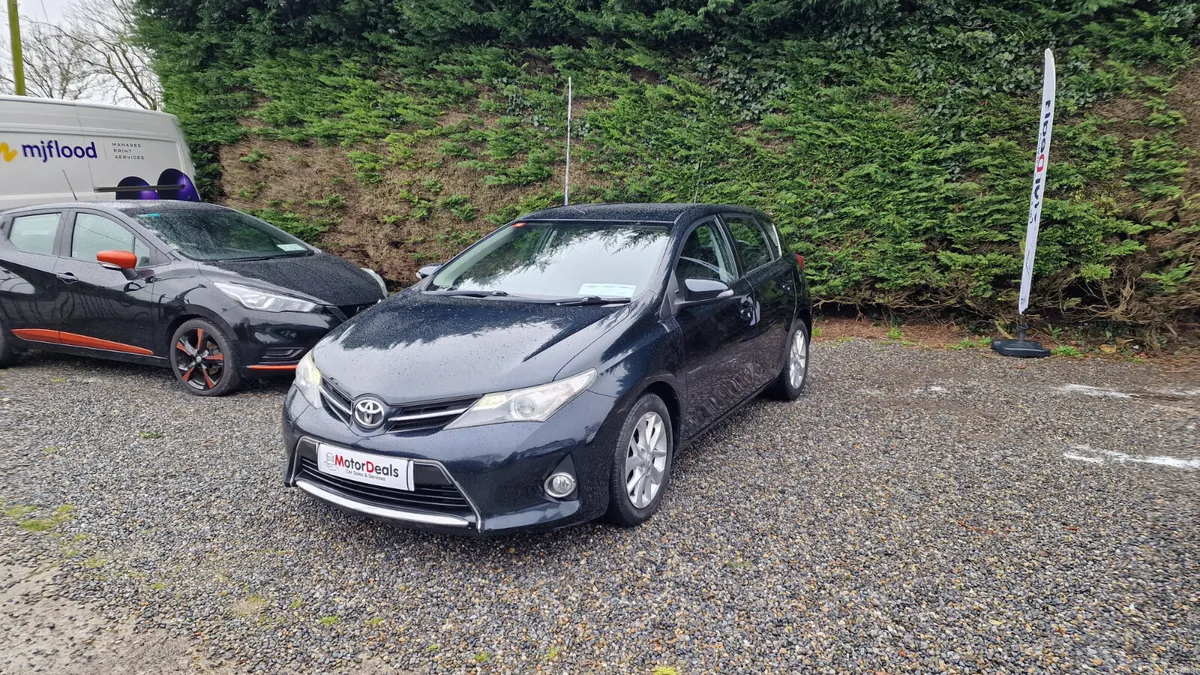 Toyota Auris 2014 1.4 D4D Luna - Image 1