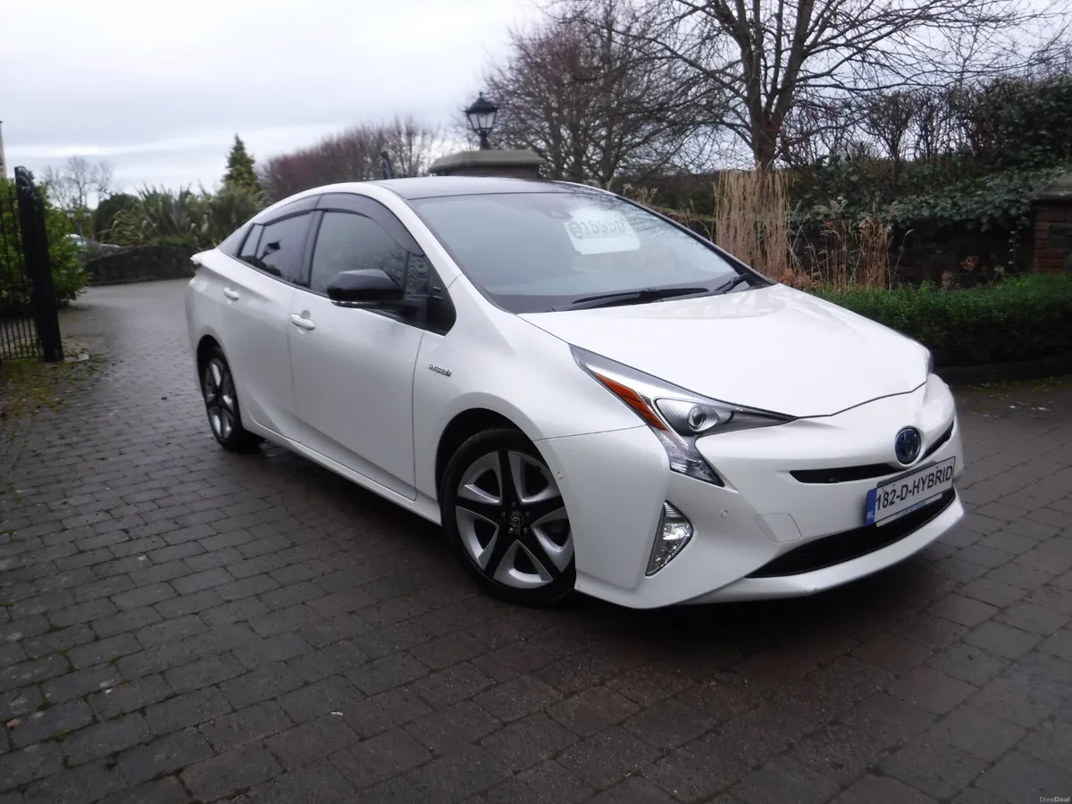 TOYOTA PRIUS 1.8 AUTO HYBRID LUXURY HIGH SPEC - Image 1