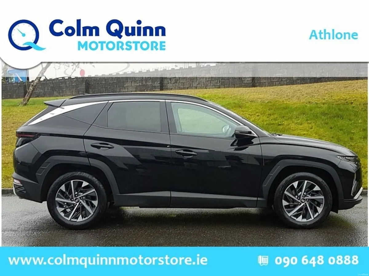 Hyundai Tucson Executive Plus - 1 Owner *Manufactu - Image 2