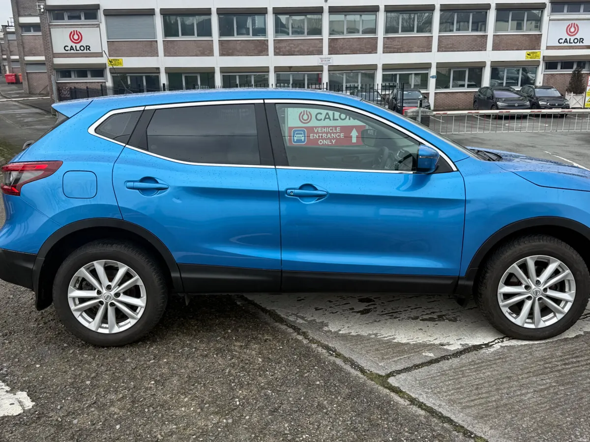 Nissan Qashqai 2018 1.2 Petrol Automatic - Image 4