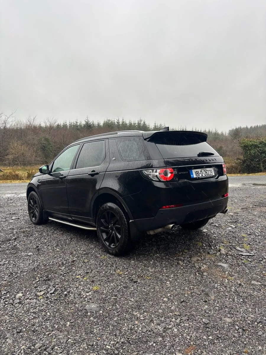 Discovery Sport - Image 4