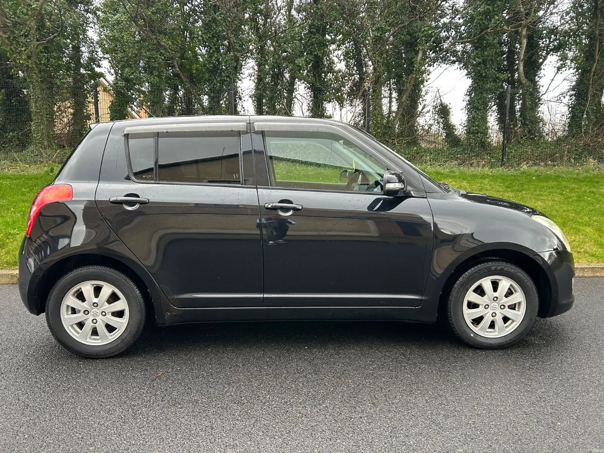 Suzuki Swift 2008 AUTOMATIC - Image 3