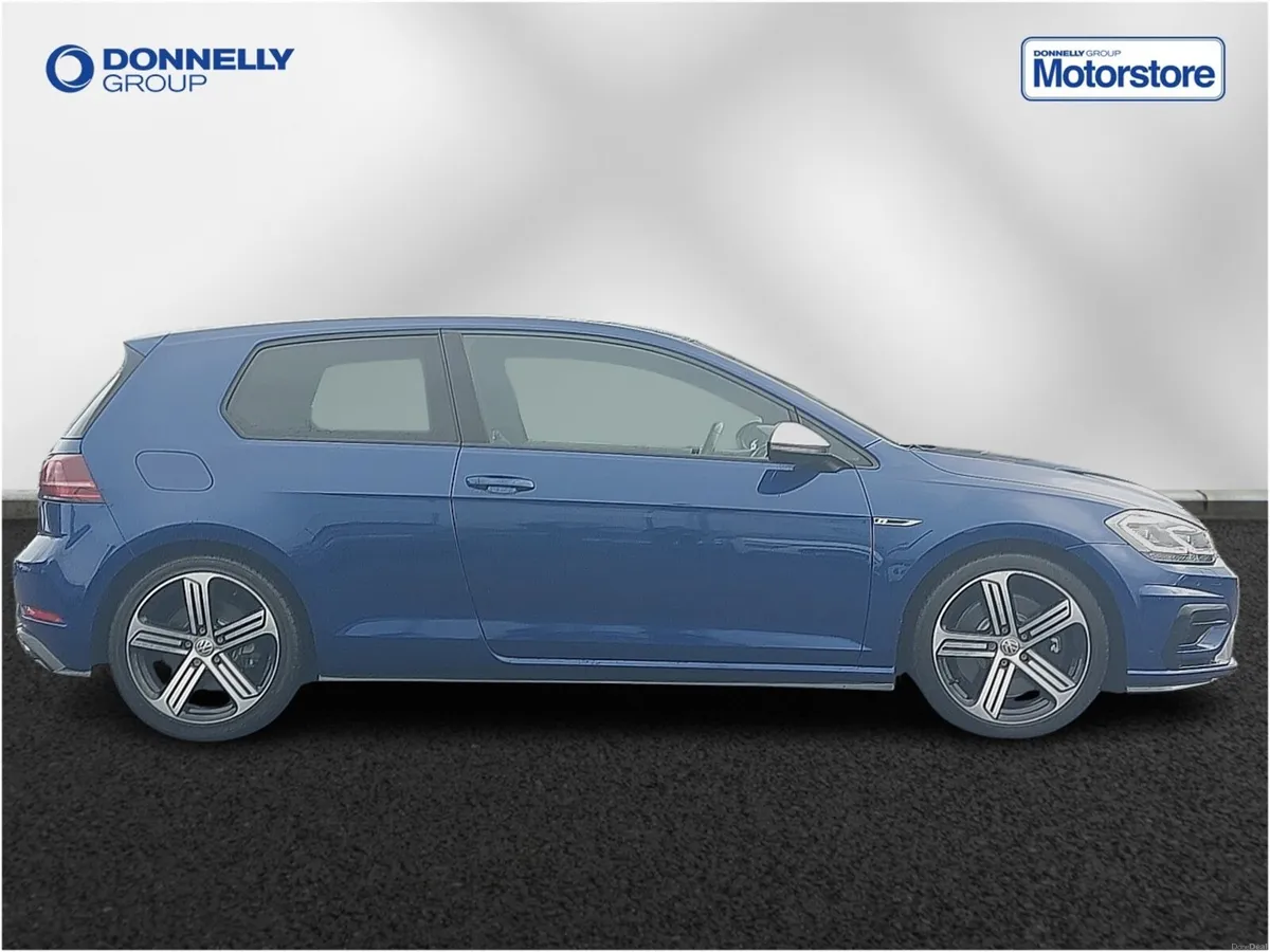 Volkswagen Golf Hatchback R - Image 3