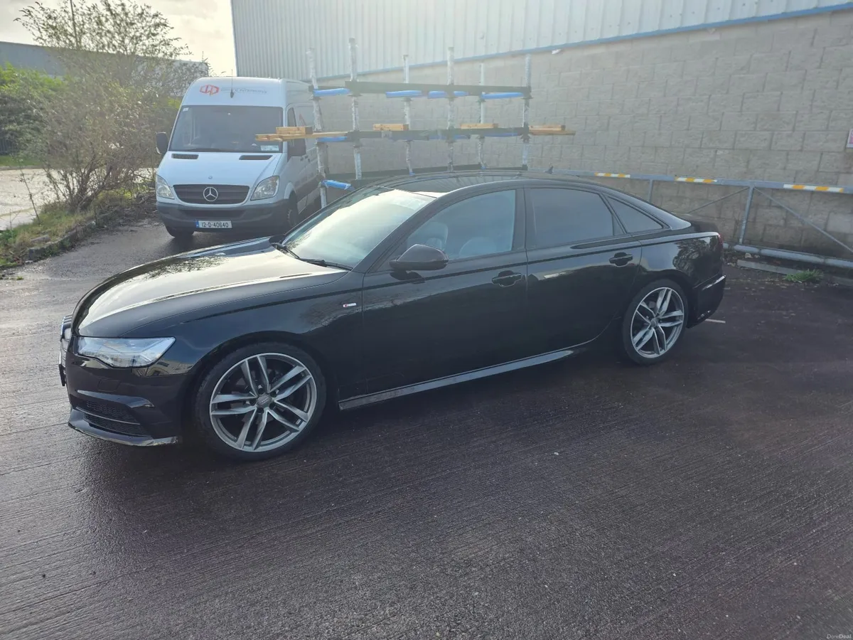 Audi A6 2015 - Image 2