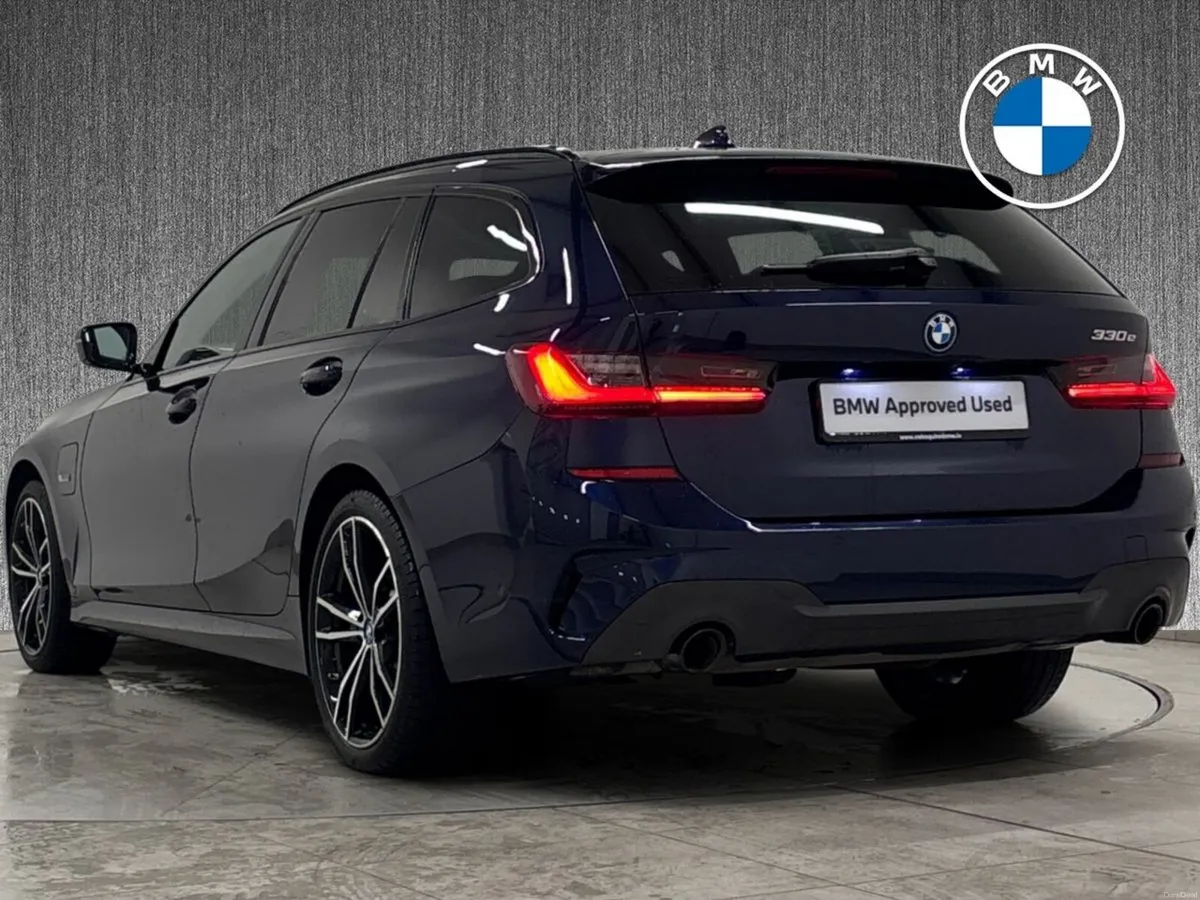 BMW 3-Series 330e M Sport Pro Edition - Image 3