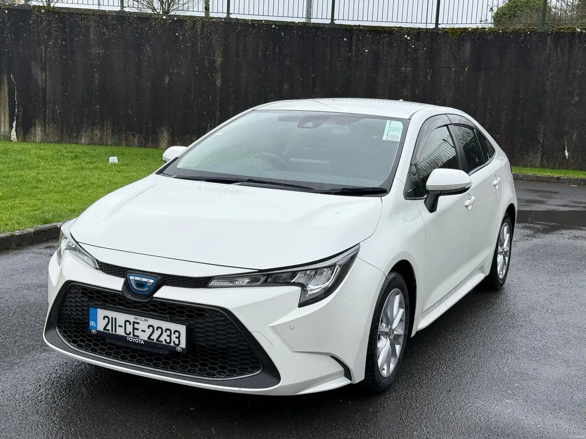 Toyota Corolla Hybrid 2021 - Image 4