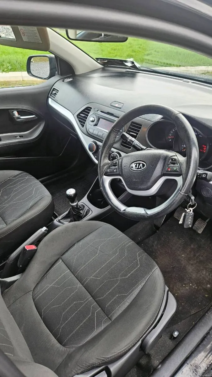 12 kia picanto petrol - Image 4