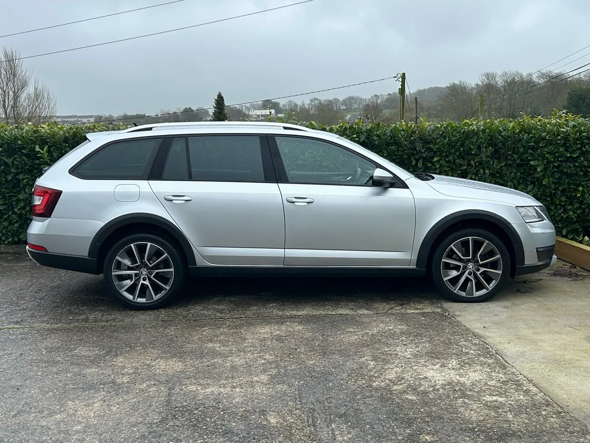 Skoda Octavia Scout 4x4 - Image 4