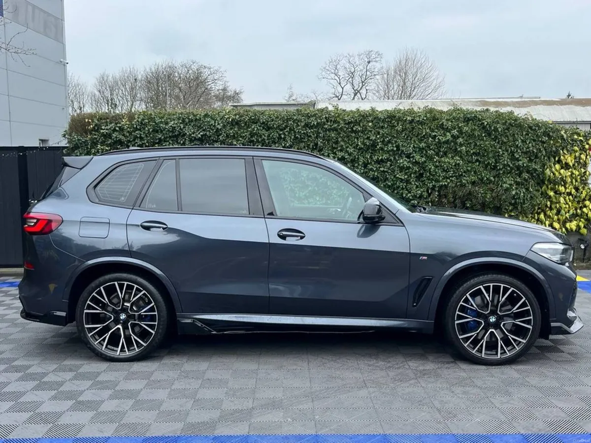 BMW X5 M-SPORT COMPETITION XDRIVE45e 3.0 HYBRID // - Image 2
