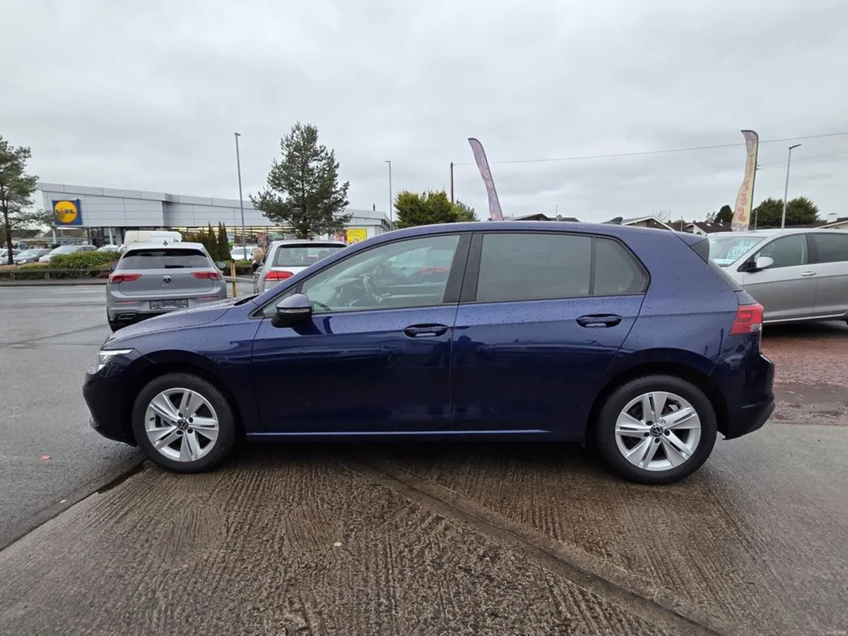 Volkswagen Golf LIFE TDI - Image 4