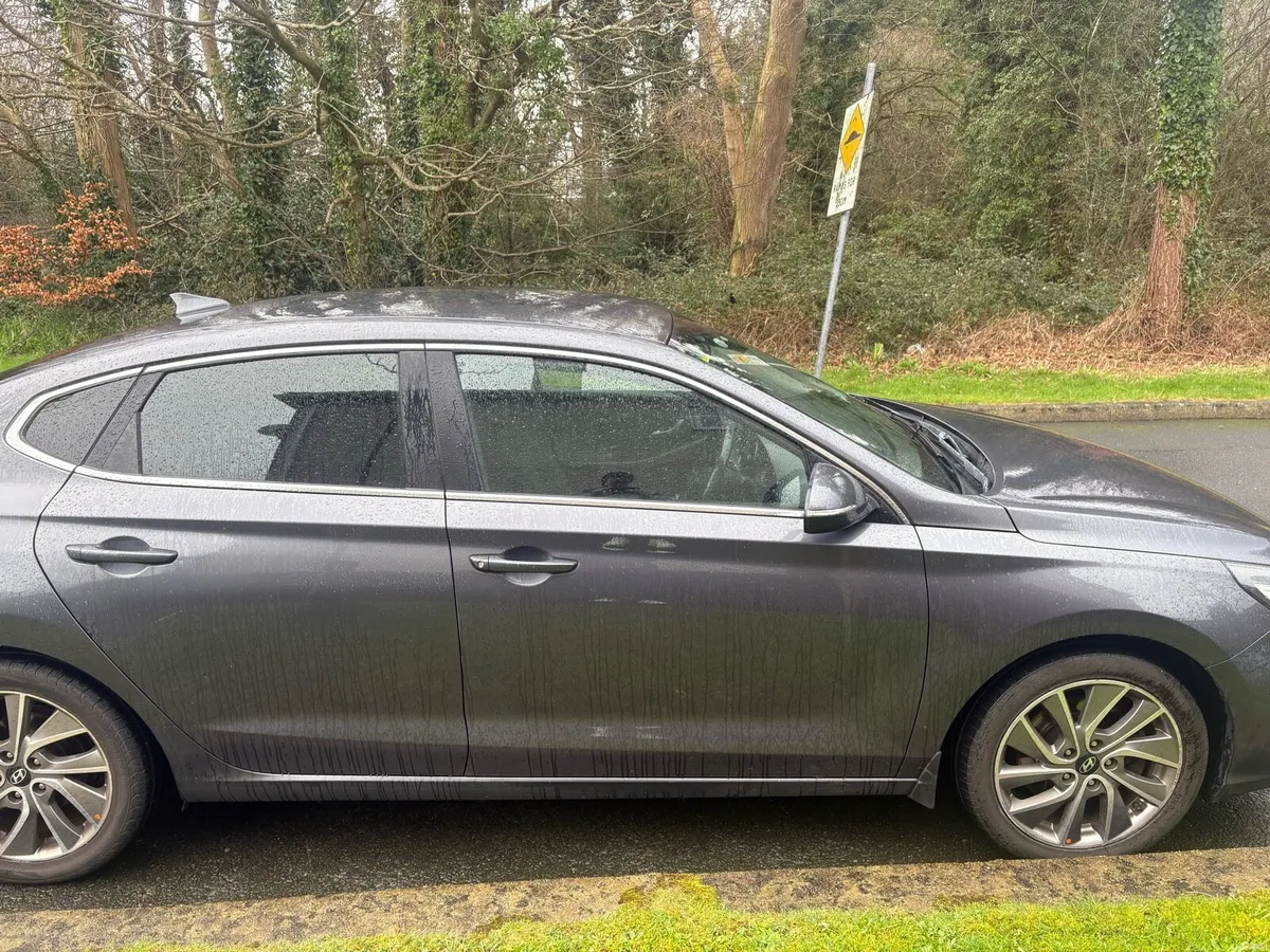 181 Hyundai i30 TGDI Fastback (NCT 2028) - Image 2