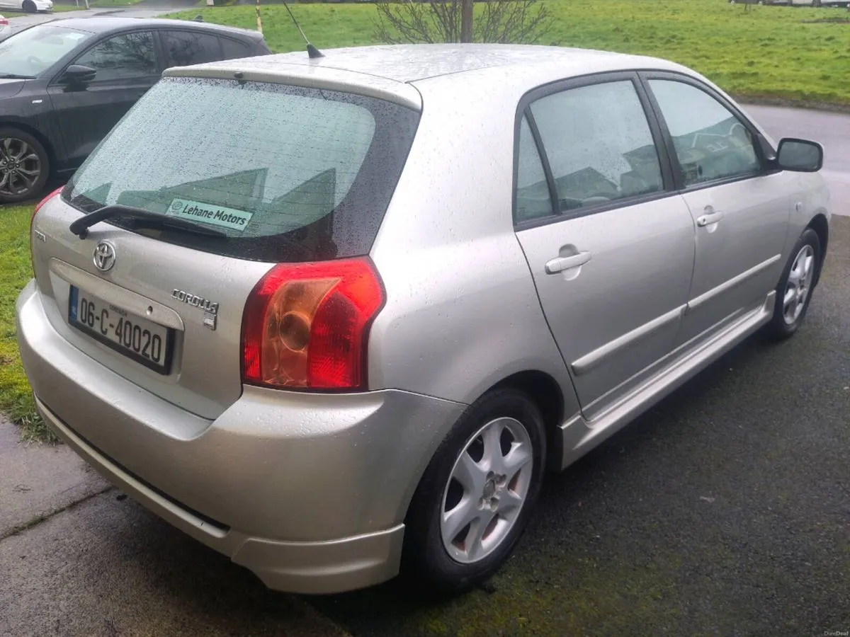Corolla hatchback LOW MILAGE - Image 3