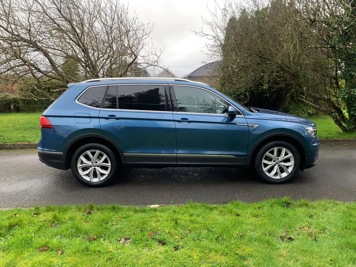 Volkswagen Tiguan 2018 HIGHLINE Auto - Image 1