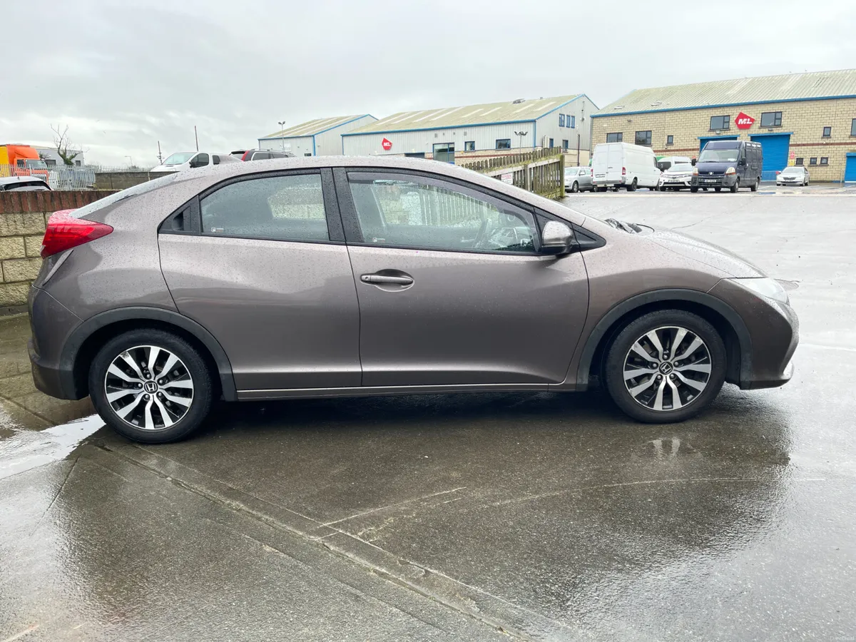 2014,Honda Civic 1.6 I-dtec ES 4DR, New NCT-02/27 - Image 4