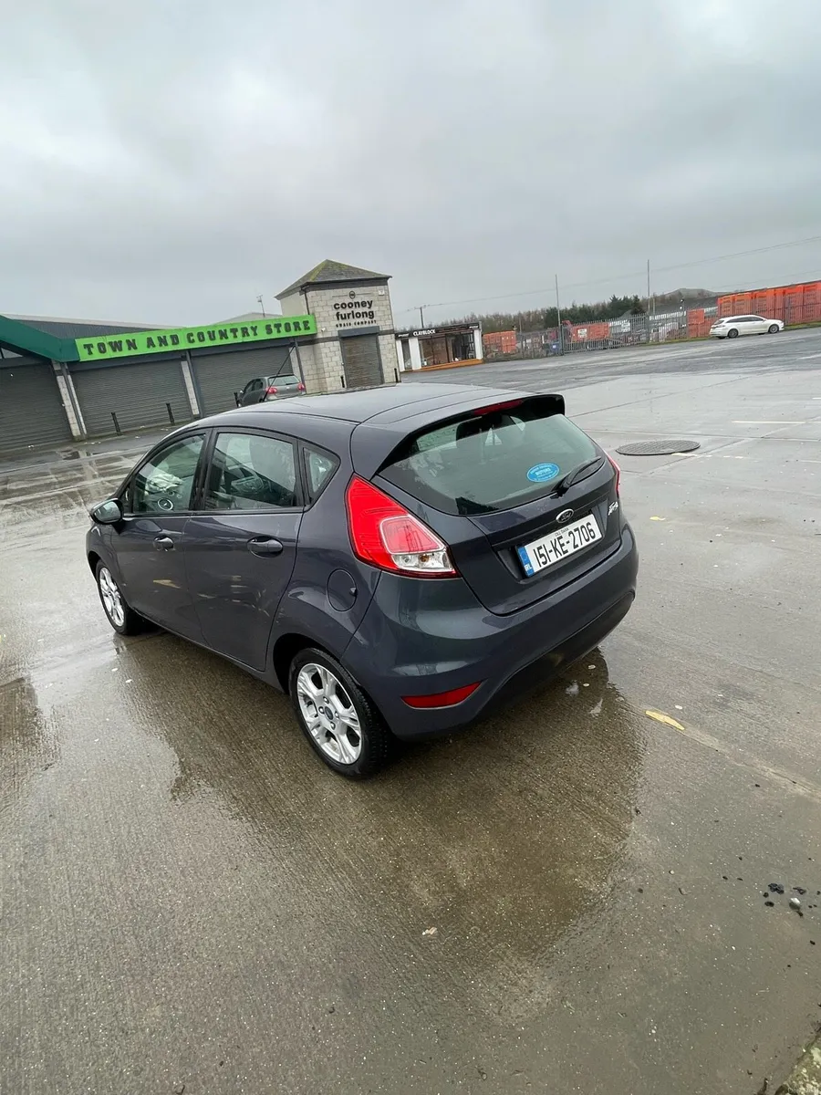 Ford Fiesta ( low km ) - Image 3