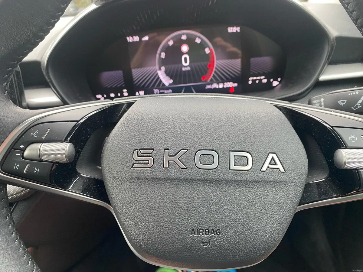 Skoda Fabia Selection 1.0 TSI 95 BHP - Image 3