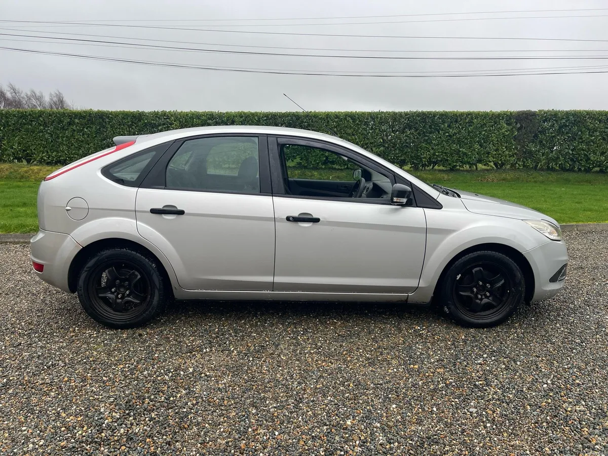 2009 Ford Focus just passed NCT - Image 2