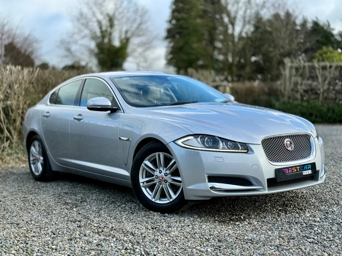 2015 Jaguar XF 2.2 D Luxury Automatic 163PS - Image 2