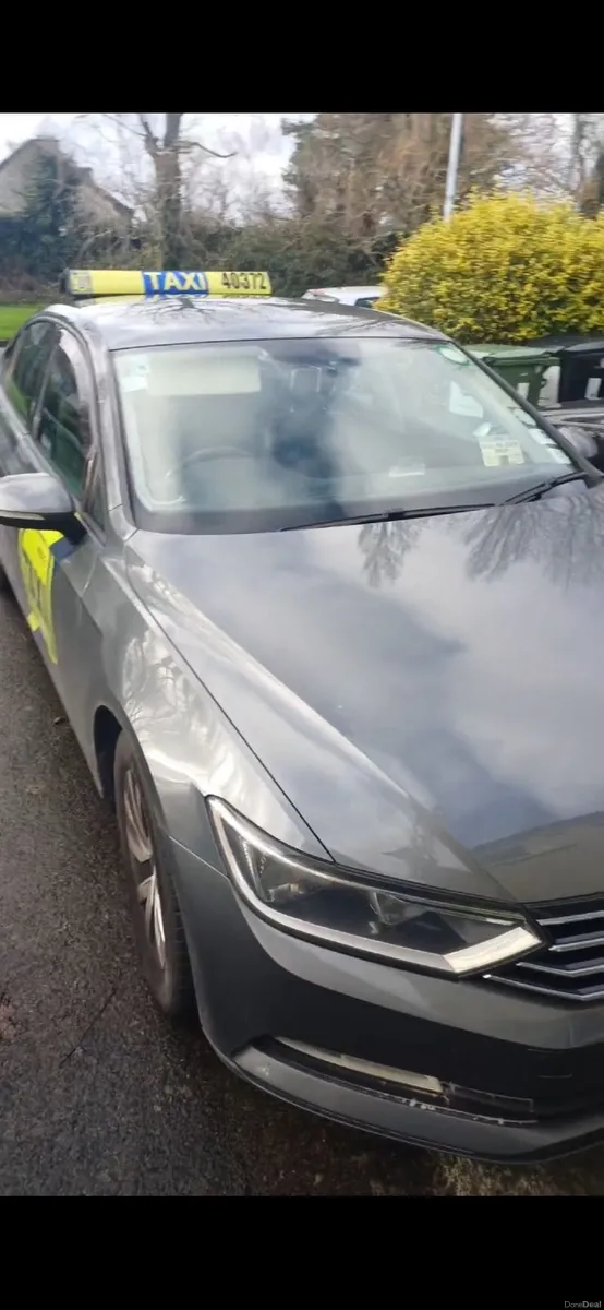 Volkswagen Passat 2016 - Image 3