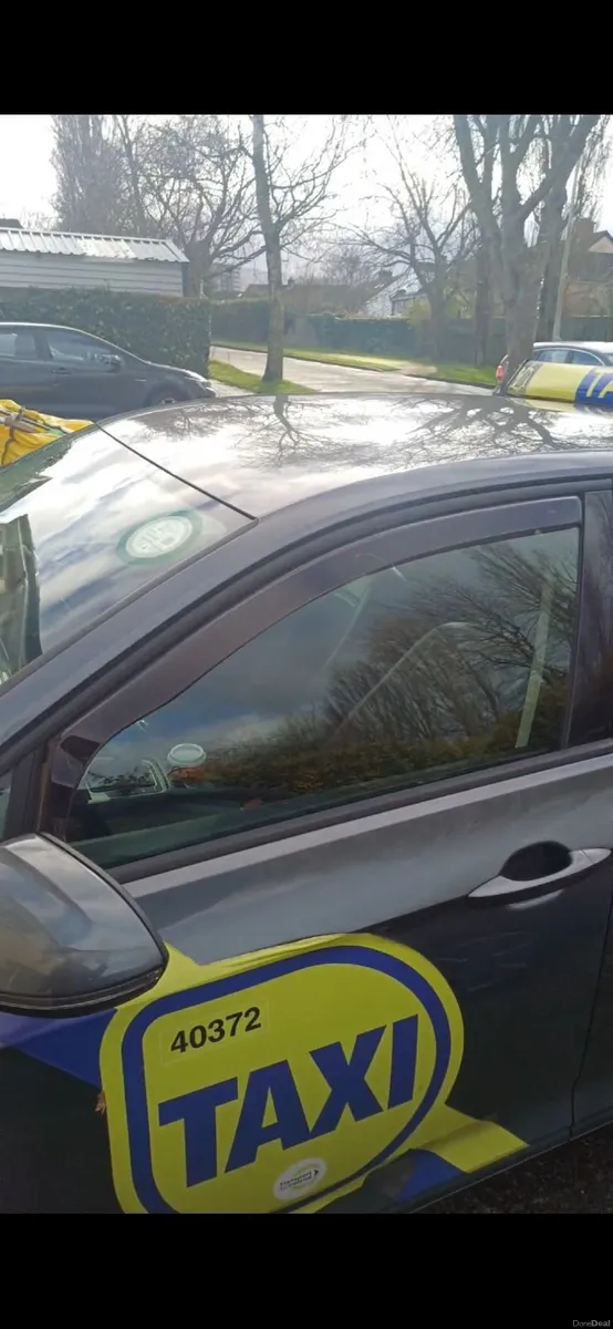 Volkswagen Passat 2016 - Image 4