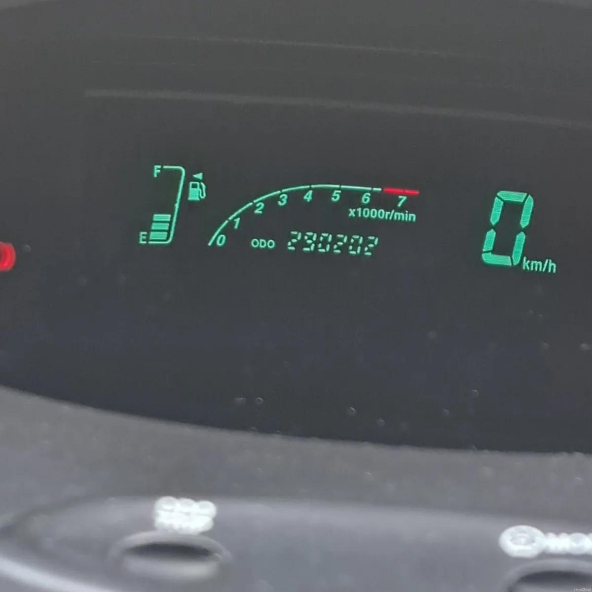 Toyota Yaris 2005 - Image 2