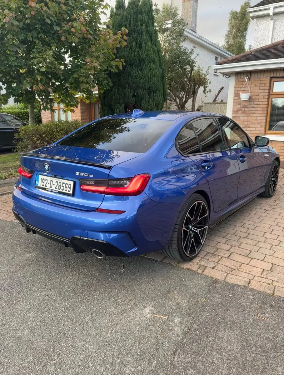 BMW 330e Msport - Image 4