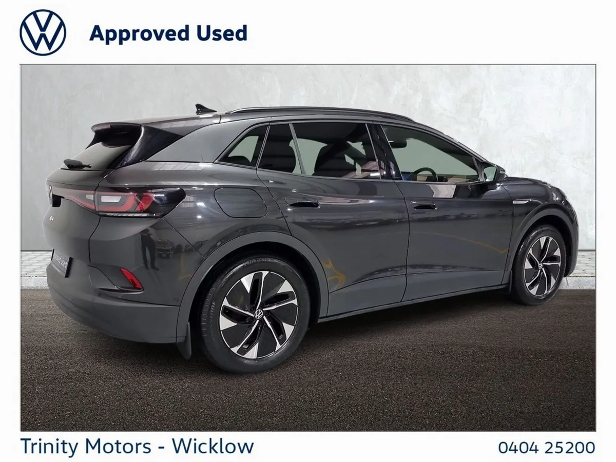 Volkswagen ID.4 ** PRO LIFE ** 77kWh ** 174BHP ** - Image 3