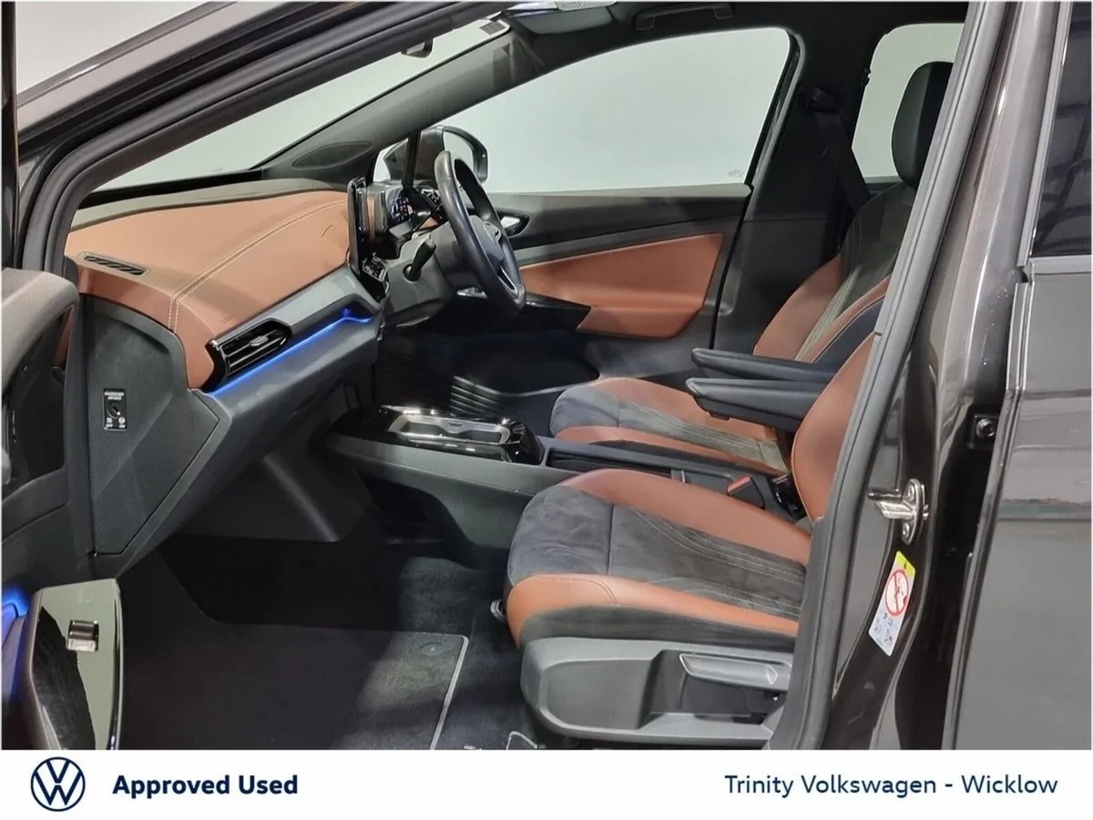 Volkswagen ID.4 ** PRO LIFE ** 77kWh ** 174BHP ** - Image 4