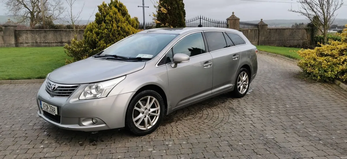 Toyota Avensis 2.0L Diesel 2011 NCT April 2027 - Image 3