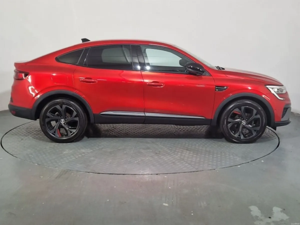 Renault Arkana R.S. LINE TCE 140 AUTO MILD HYBRID - Image 3