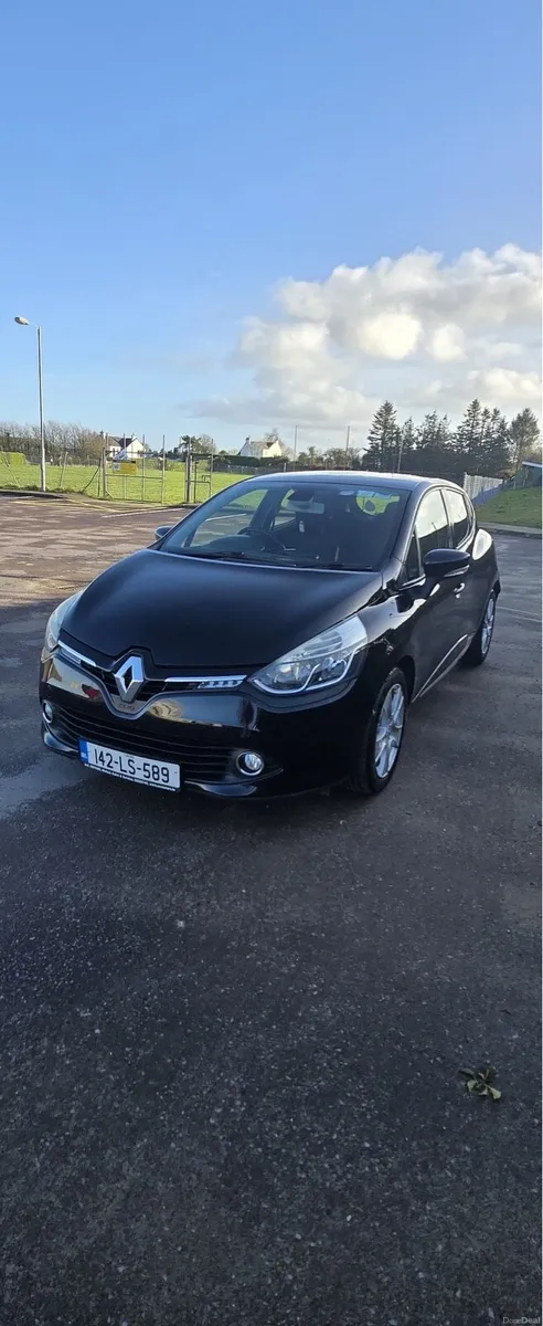 2014 Renault Clio - Image 1