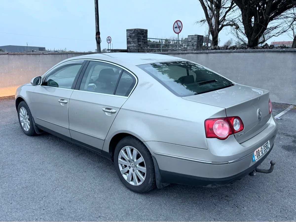 2008 VOLKSWAGEN PASSAT - Image 3