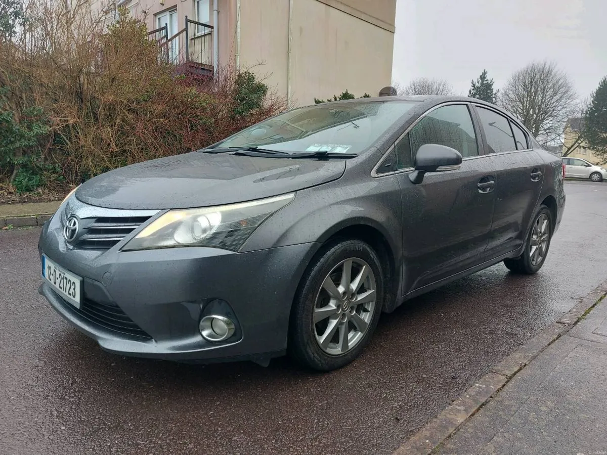 12 Toyota Avensis only 2 owners - Image 2