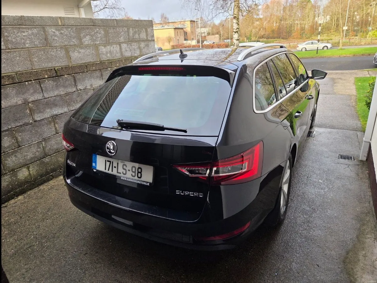 SKODA SUPERB ESTATE 2.0 2017 - Image 2