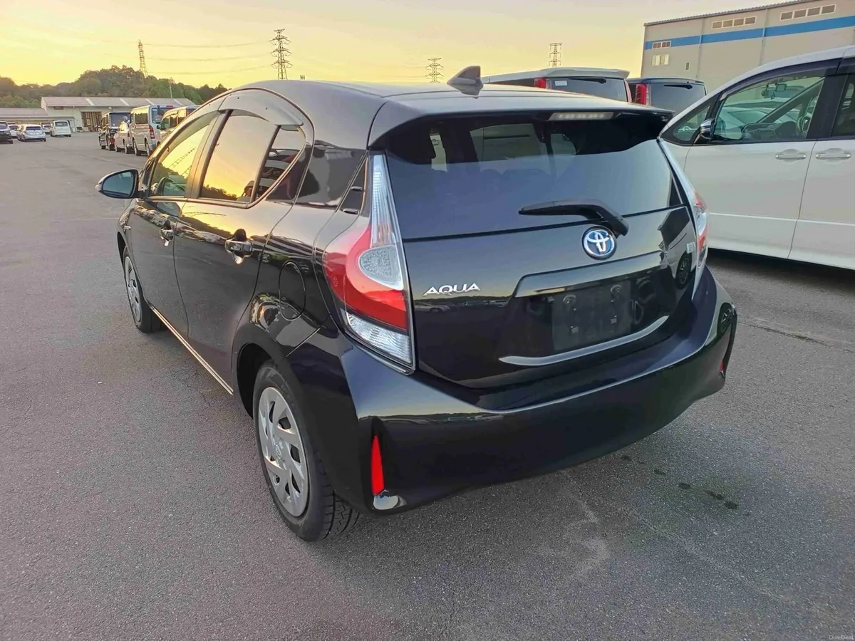 Toyota Aqua 182 with Cruise Control - Image 2