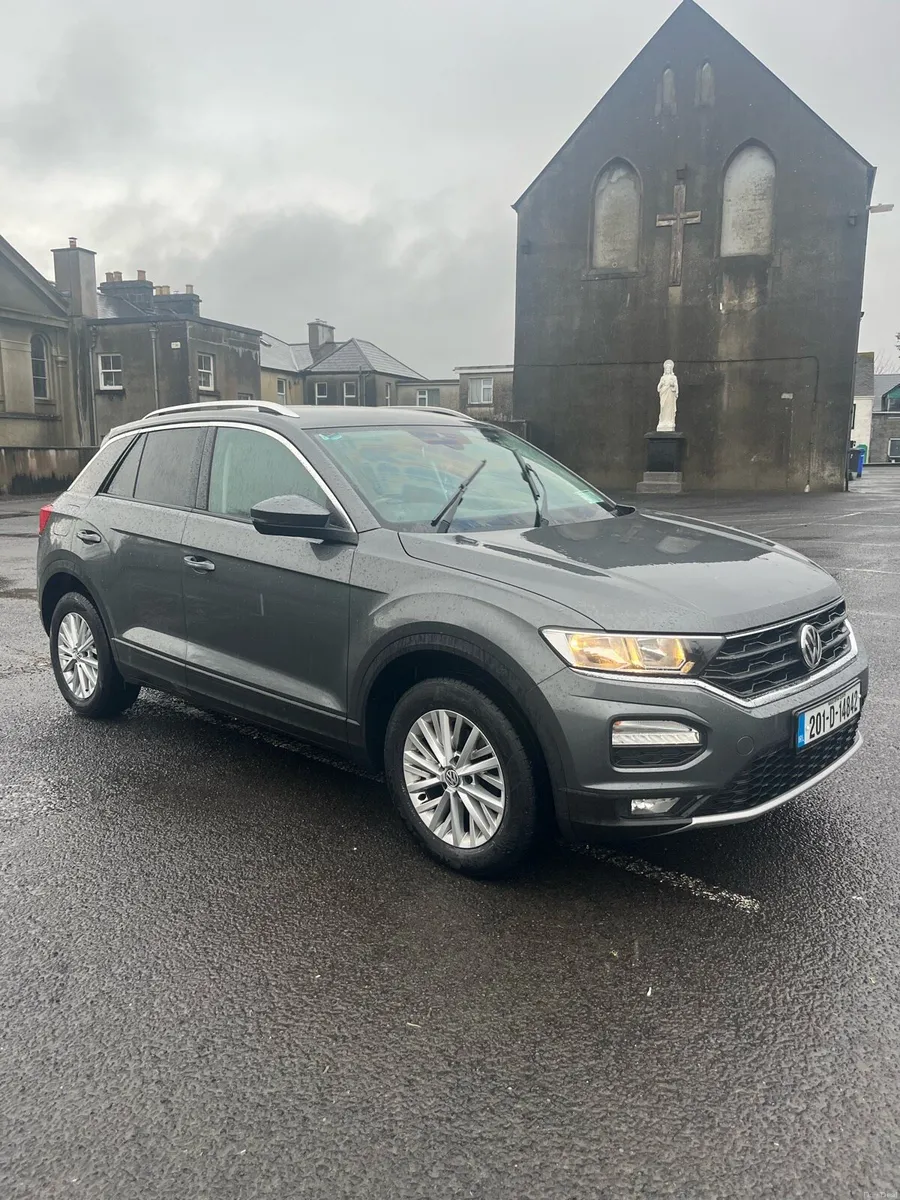2020 Volkswagen T-Roc 1.6 TDI Design – Manual - Image 1
